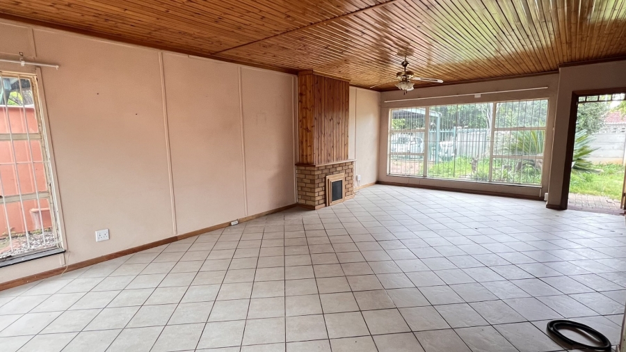 3 Bedroom Property for Sale in Fichardt Park Free State